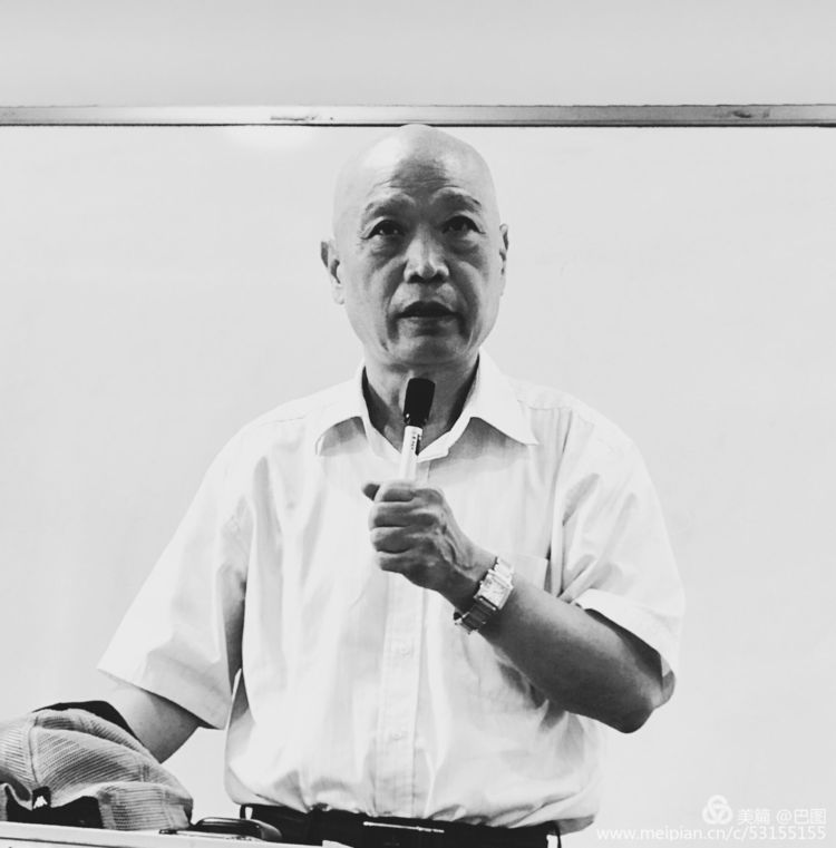 10月7日重阳节，十几首诗词100幅照片，致敬天下老年人