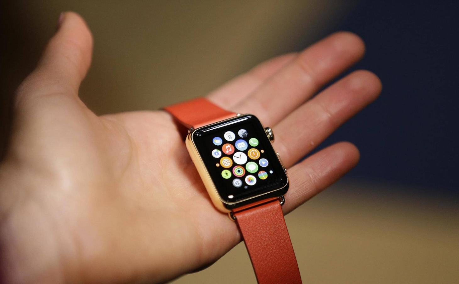 高考不能戴智能手表入场，草稿纸也不许带走，被判作弊后果很严重