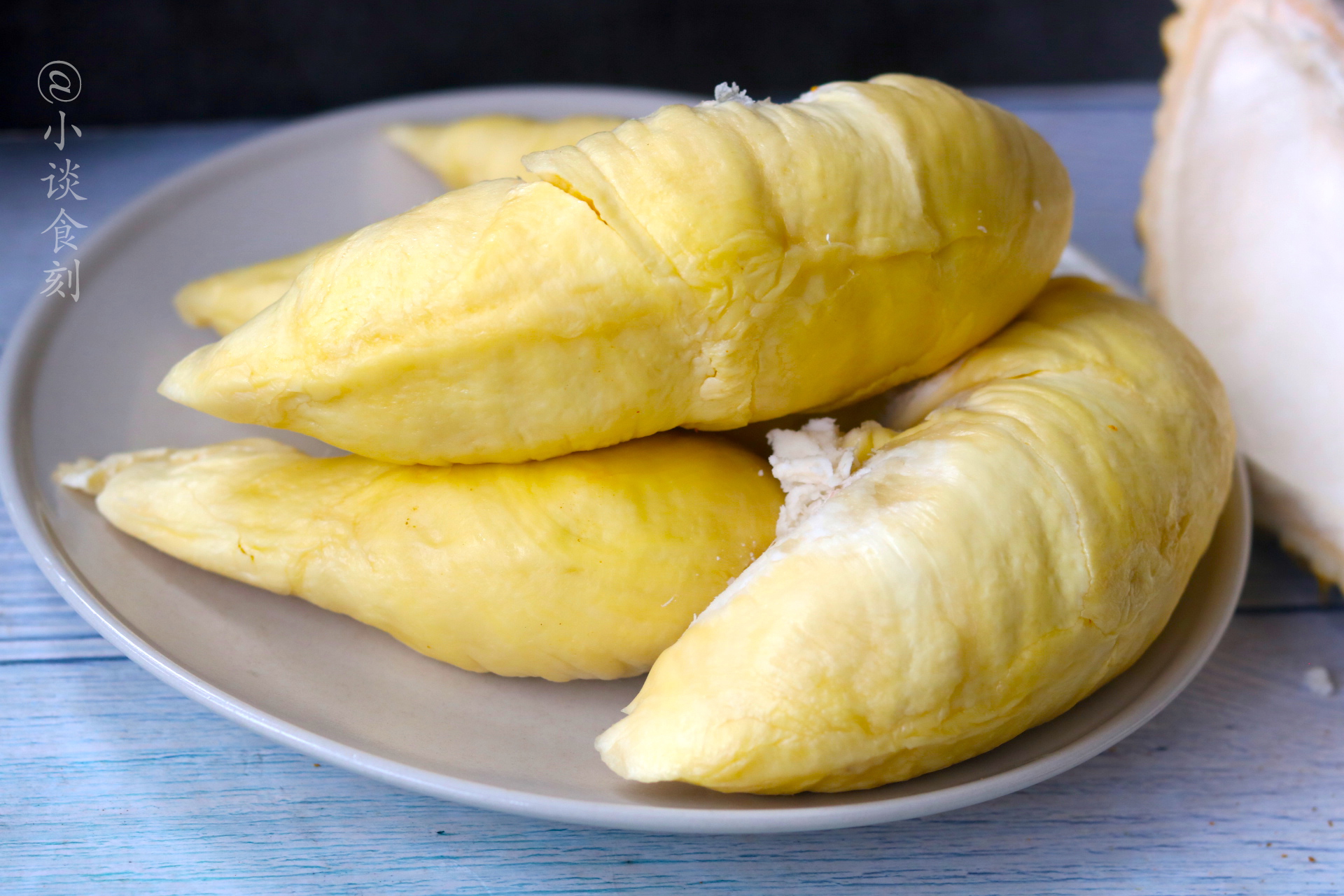 超市榴莲为啥长得"歪瓜裂枣",好榴莲去哪了?内行人告诉你实情