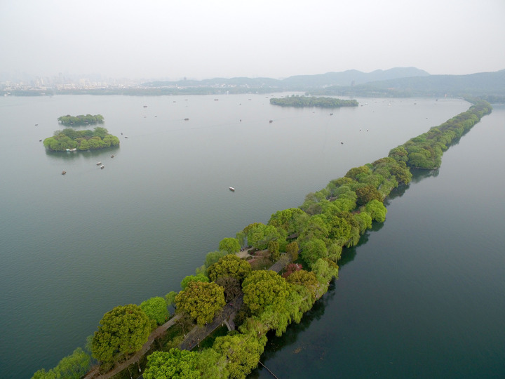 图▏ 西湖苏堤二,无奈之下吃出的羊蝎子惊不惊喜,意不意外.