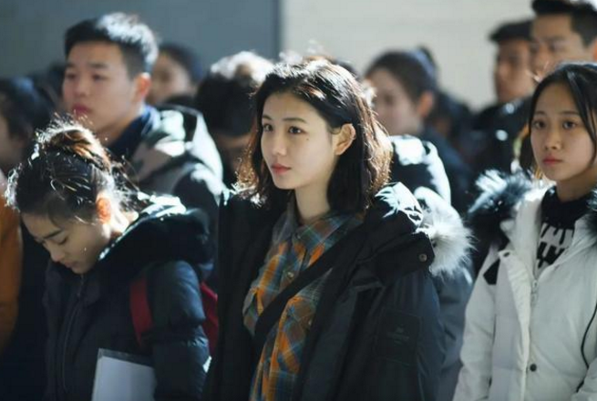 2021高考录取2天后被“退档”，8名考生做错了什么？校方来回应了