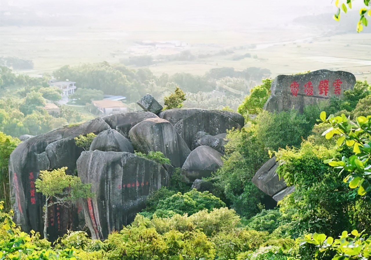 东部海南椰风海韵，如诗如画迷醉游人