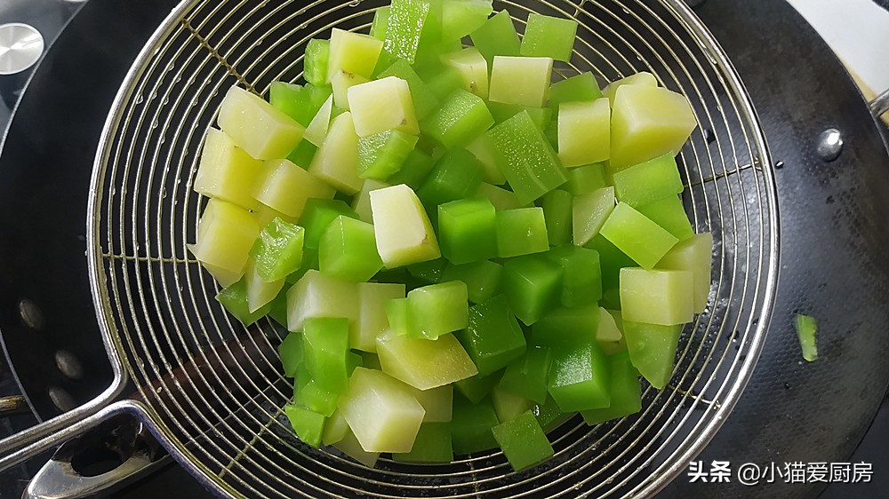 麻辣兔肉的制作方法（快速做出鲜香入味的麻辣兔肉）