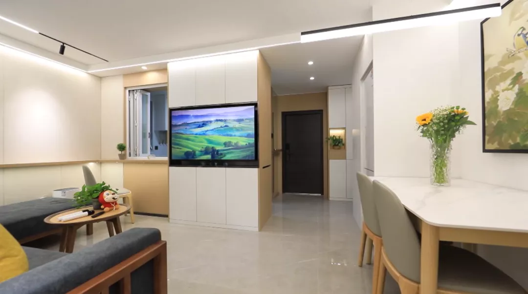 这房子暗得我看不下去了！改造之后变八口阳光之家