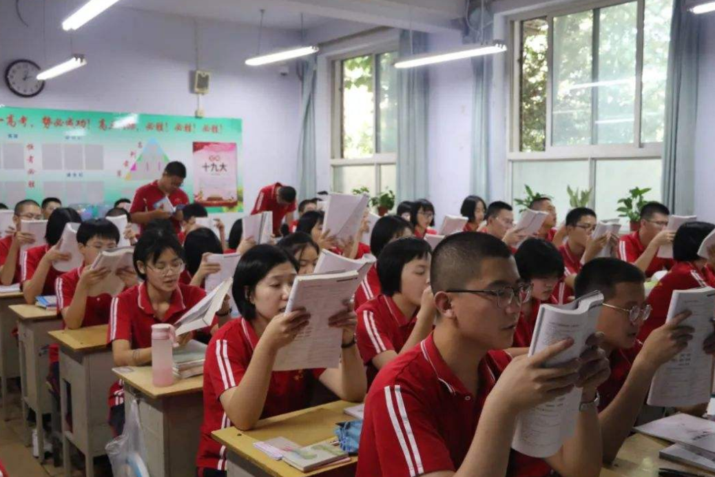 北航进入国内高校前十，哈工大排16，这个大学榜单你认同吗