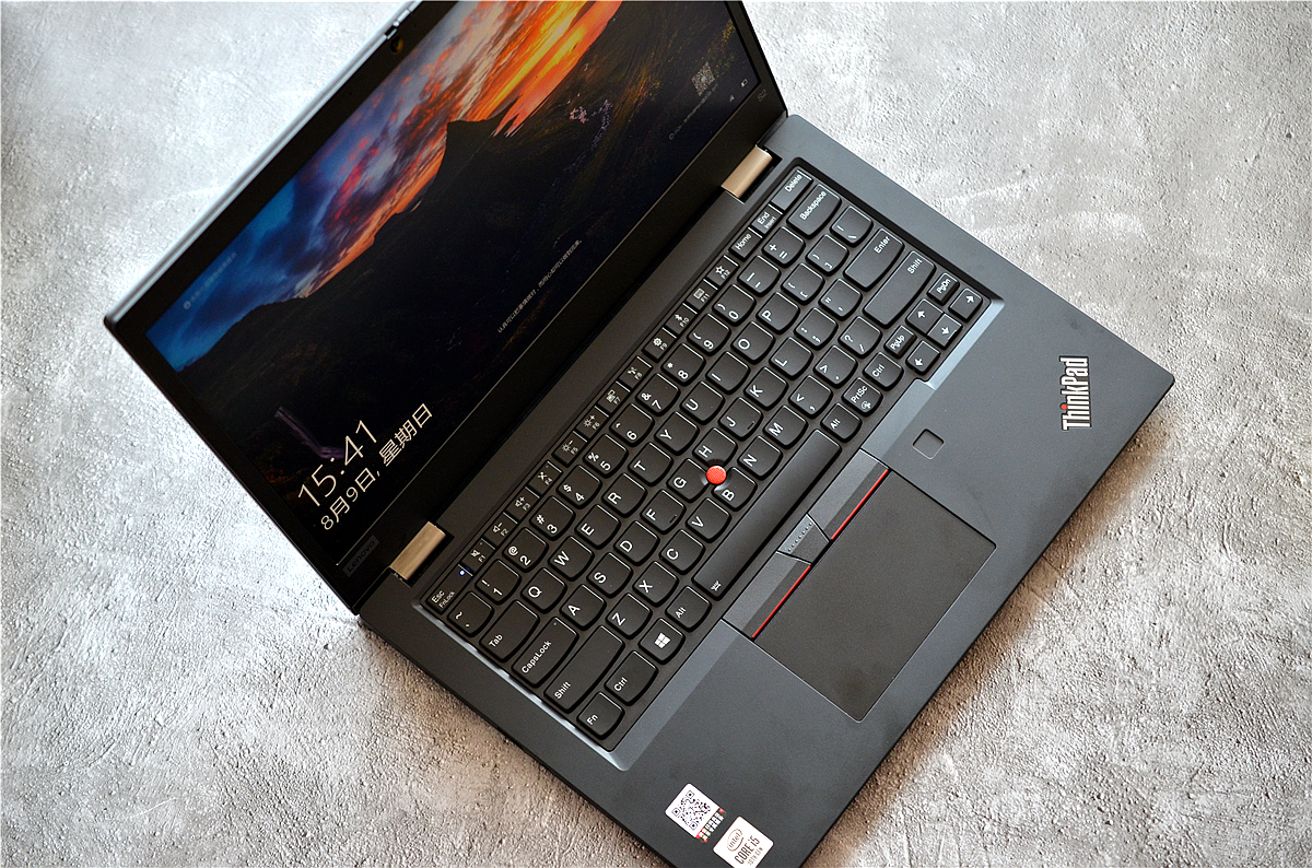 轻薄快充触控屏定位商务-联想thinkpad s2 笔记本体验