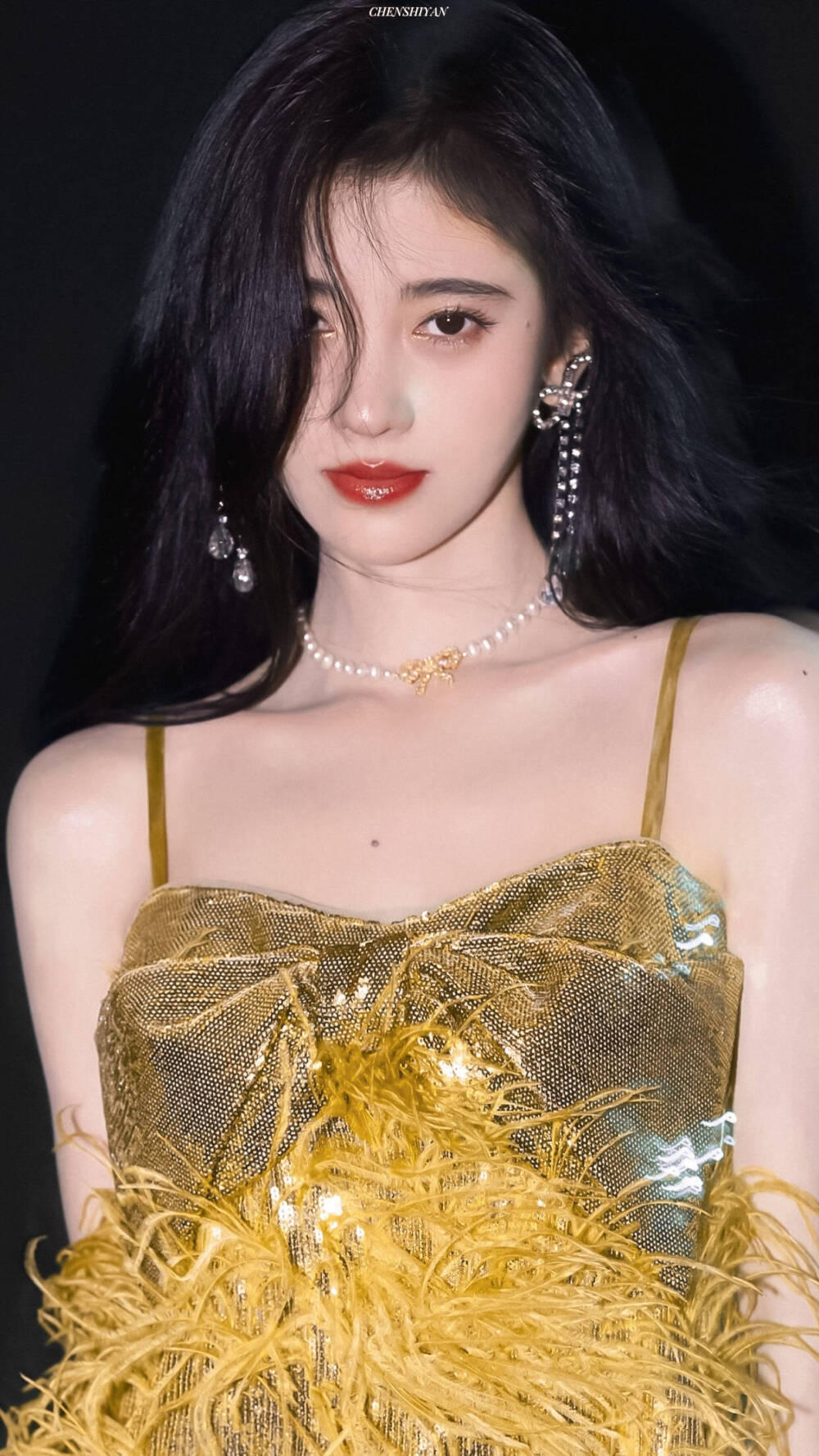 四千年大美女鞠婧祎，颜值逆天，同性见了都会心动