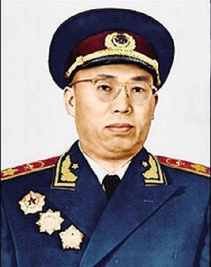 十大元帅临终遗言，林彪最凄惨？后代子女如今谁军衔最高？