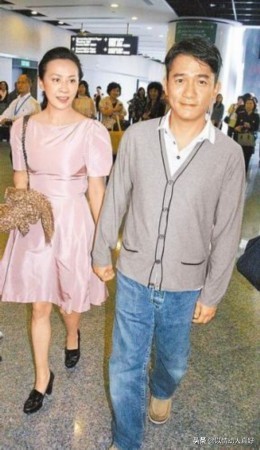 梁朝伟老婆(刘嘉玲与梁朝伟相爱33年，为何无儿女？其因警示结婚男女)