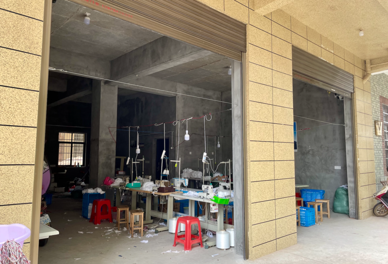 “陪读小镇”上，那些被高考神话捆绑的妈妈们