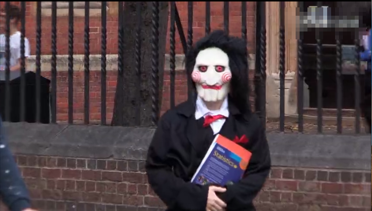 每年36万学费，和王子首相做校友！当平民进入世界顶尖贵族学校后