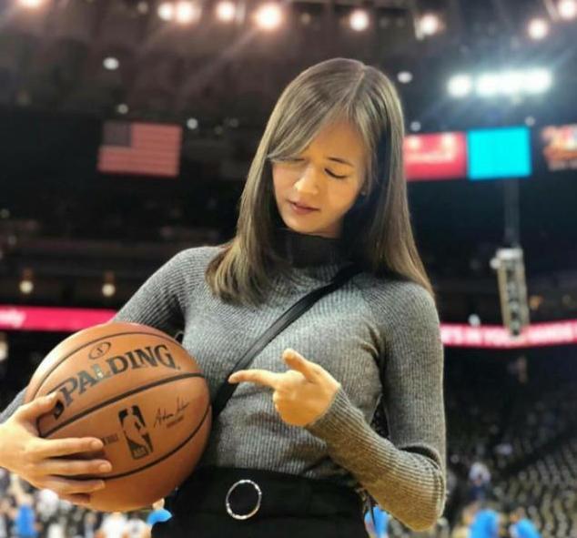 国内nba驻外女记者有哪些(本最美nba主持人,27岁依旧单身,成奥尼尔最