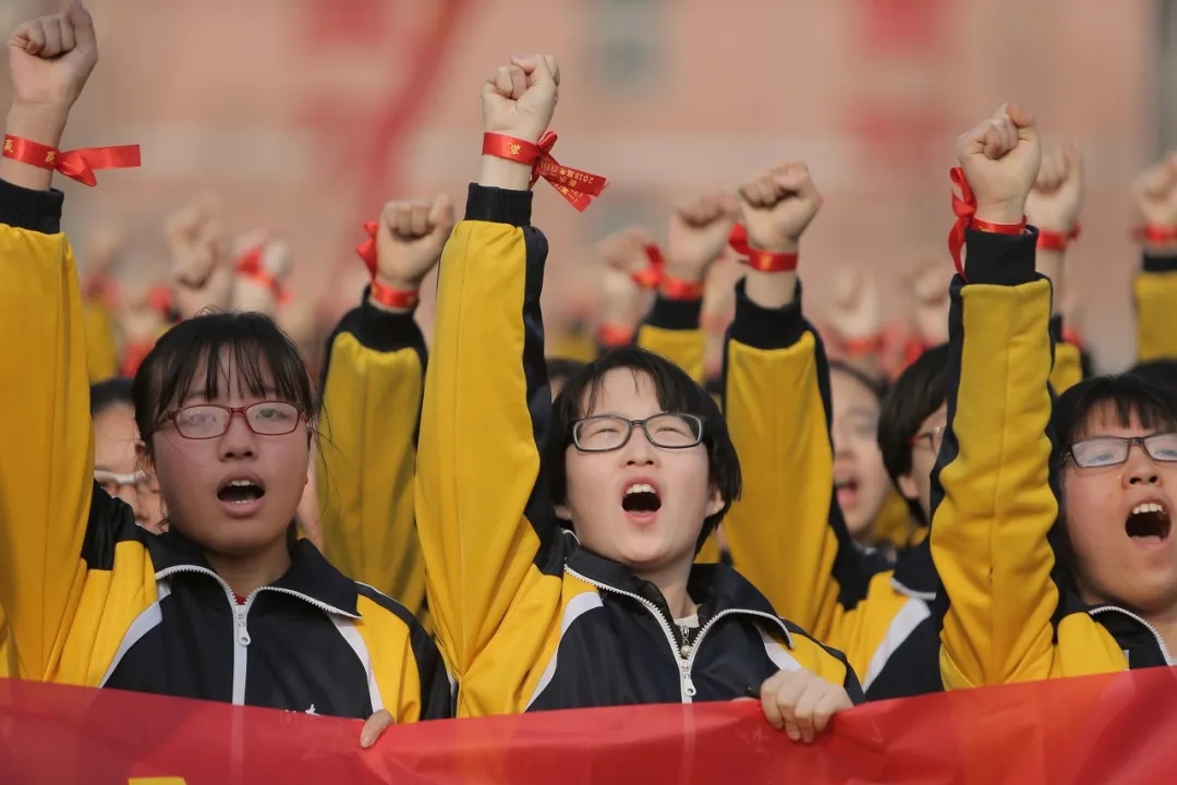 初中时男学霸“扎堆”，高中后逐渐减少？老师：女强男弱已是常态