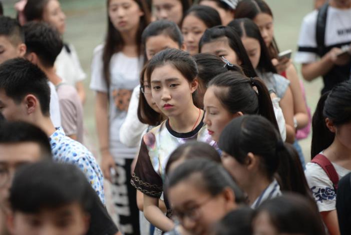 考生填报志愿后，家长可能会接到这样的电话，或能避免考生被退档