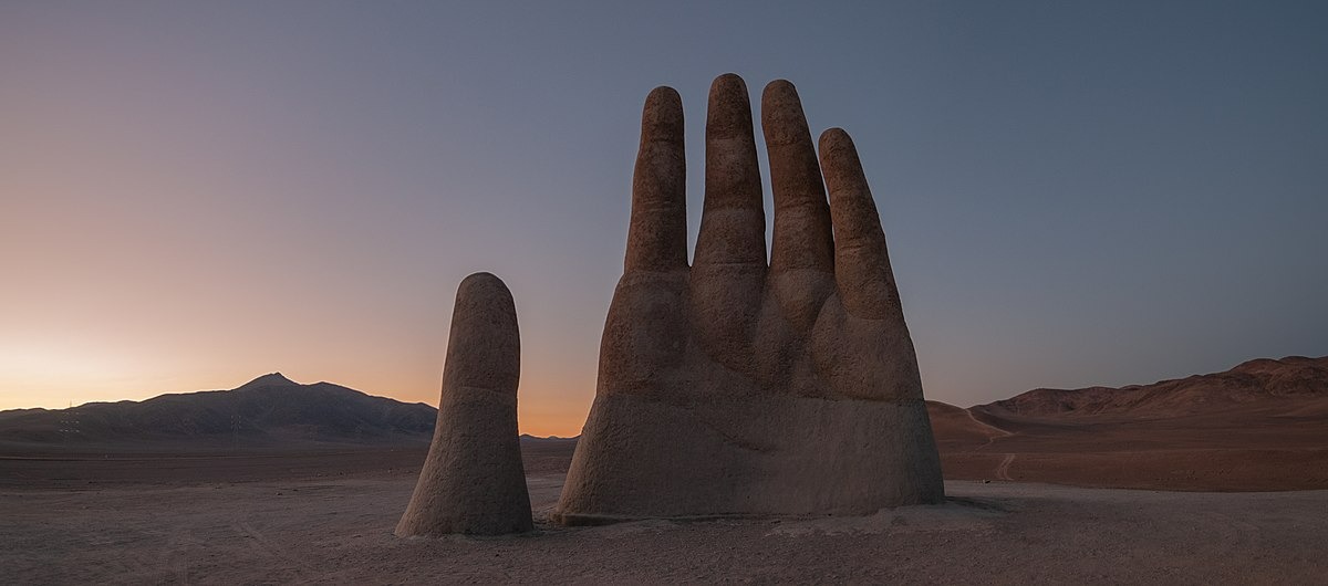智利的沙漠中为何会伸出一只巨手？