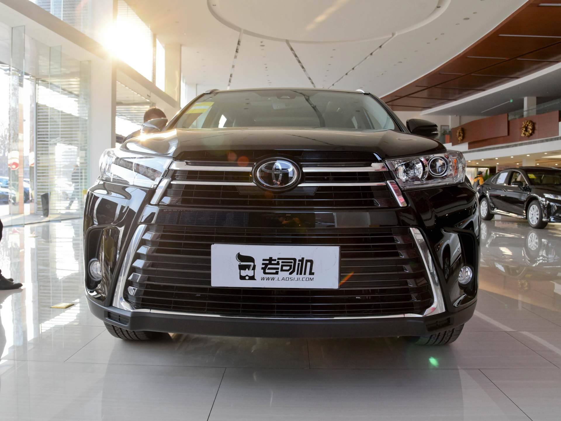 丰田成功了！2.0T+6AT才25万，7座大SUV,外观霸气