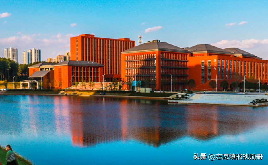 “很容易”考上的1所211大学，有“突出”优势，就业也很稳定