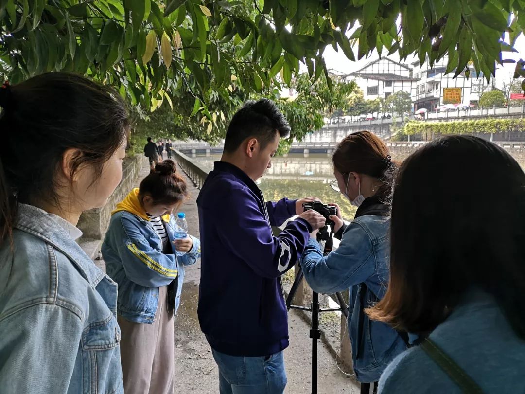 喜报 | 我校学生自编自导网络纪录片荣获大奖