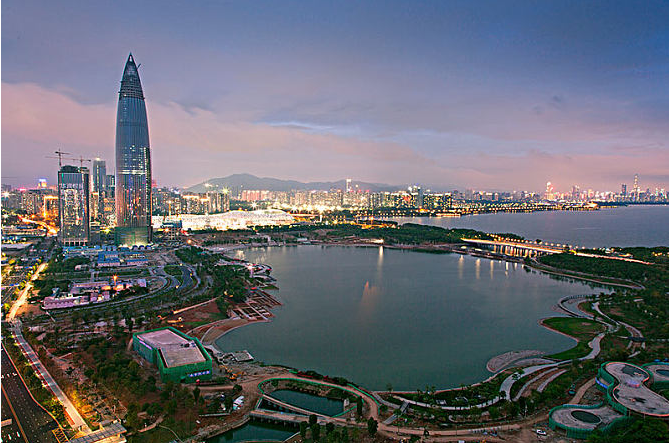 厦门市第一任市长，也曾担任广东省省长，90岁逝世，官至正部级