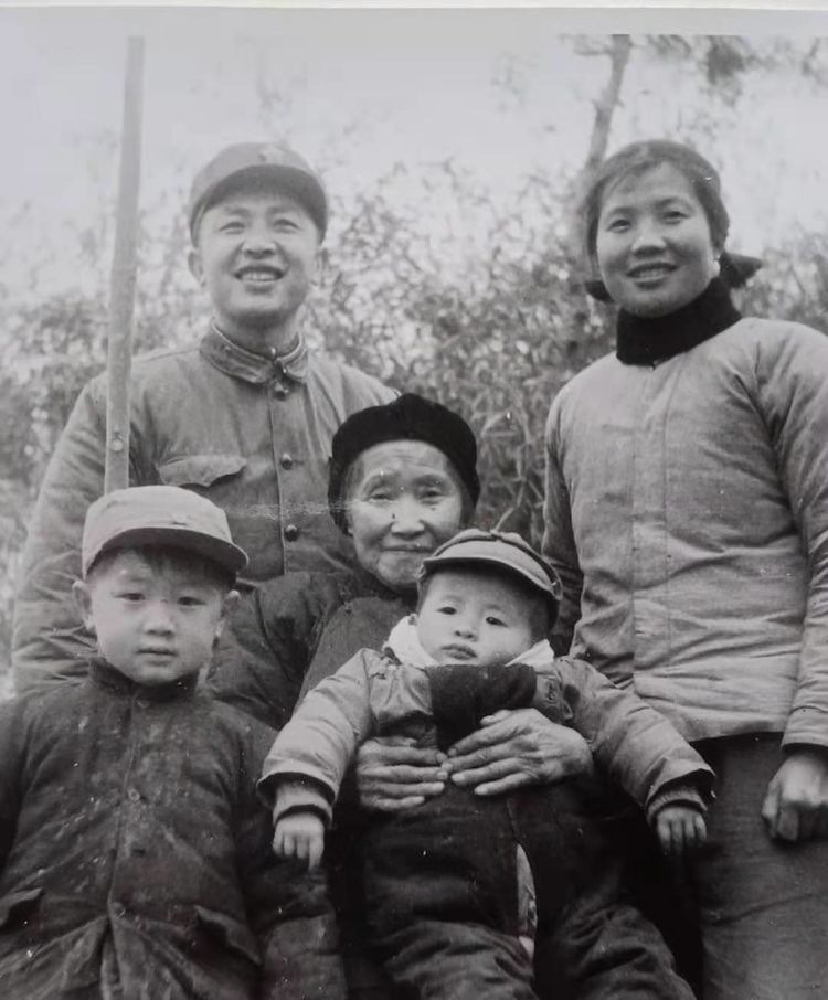 《我的生命轨迹》作者：冯复加，美篇制作：李武兵