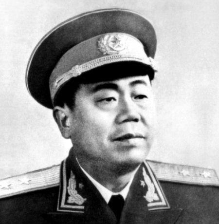 1976年，叶剑英打趣许世友还能指挥南京军区吗？许世友回答玩味