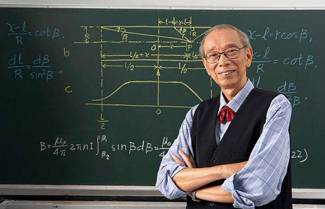 想去大学当老师，除了学历有要求之外，还需要满足哪些条件