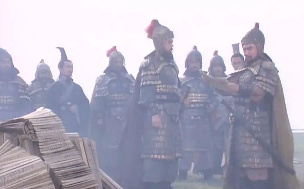周围：这是原来的少女字母，可以杀死和杀死。 Cao Cao：燃烧