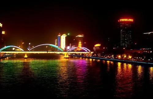 忆夜游珠江