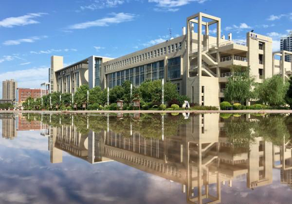 这所高校的学霸男神，能收6所海外名校offer，也爱B站