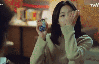 留香短的女人，别怪香水不好，是你不懂这几个喷香水的技巧