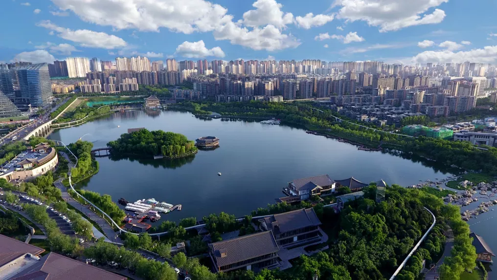 夏天，用9条夜跑线路打卡西安