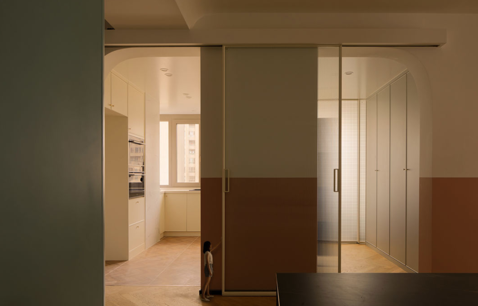 将180㎡大平层规划的如此实用，还是第一次见，全屋超温暖