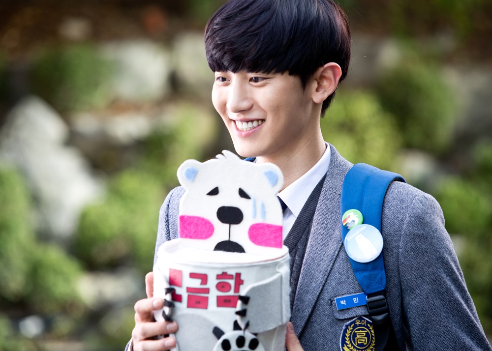 最重要的是,该剧让朴灿烈获得第8届韩国电视剧节的新人奖和韩流明星奖