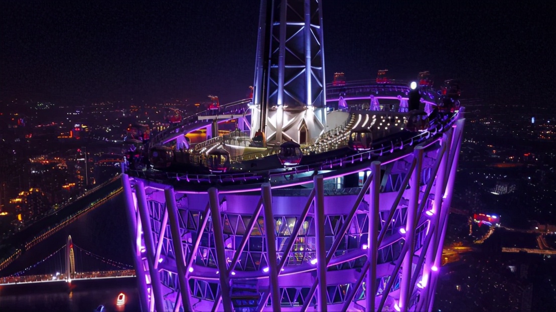 美丽的广州塔夜景,如梦如幻,看过才不枉来广州一趟
