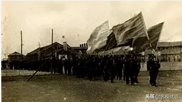 长安大学——学子戏称“草滩联合大学”