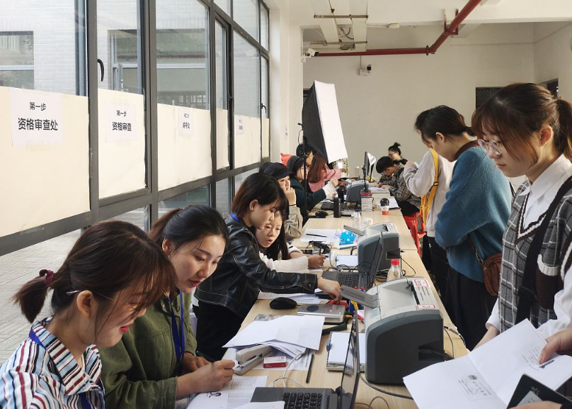 想要获得“保研资格”，得满足这4个条件，大一新生要提前准备