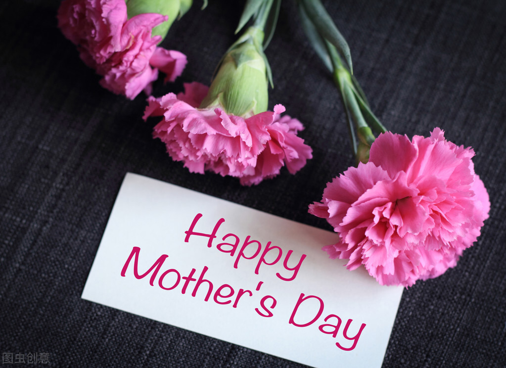 母亲节到了，口语里的“妈妈”英语该怎么说？mom还是mum？