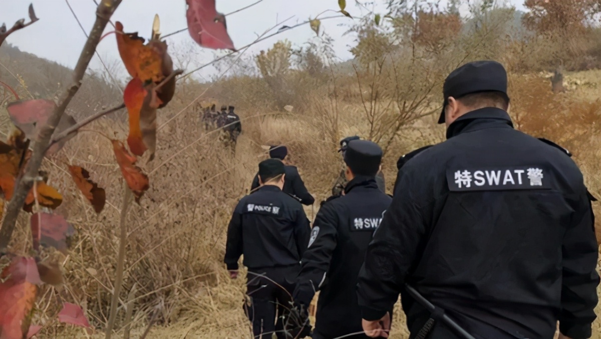 湖南四口灭门案(湖南一家6口4人遇害,家属透露细节:嫌犯曾借拜年"踩点
