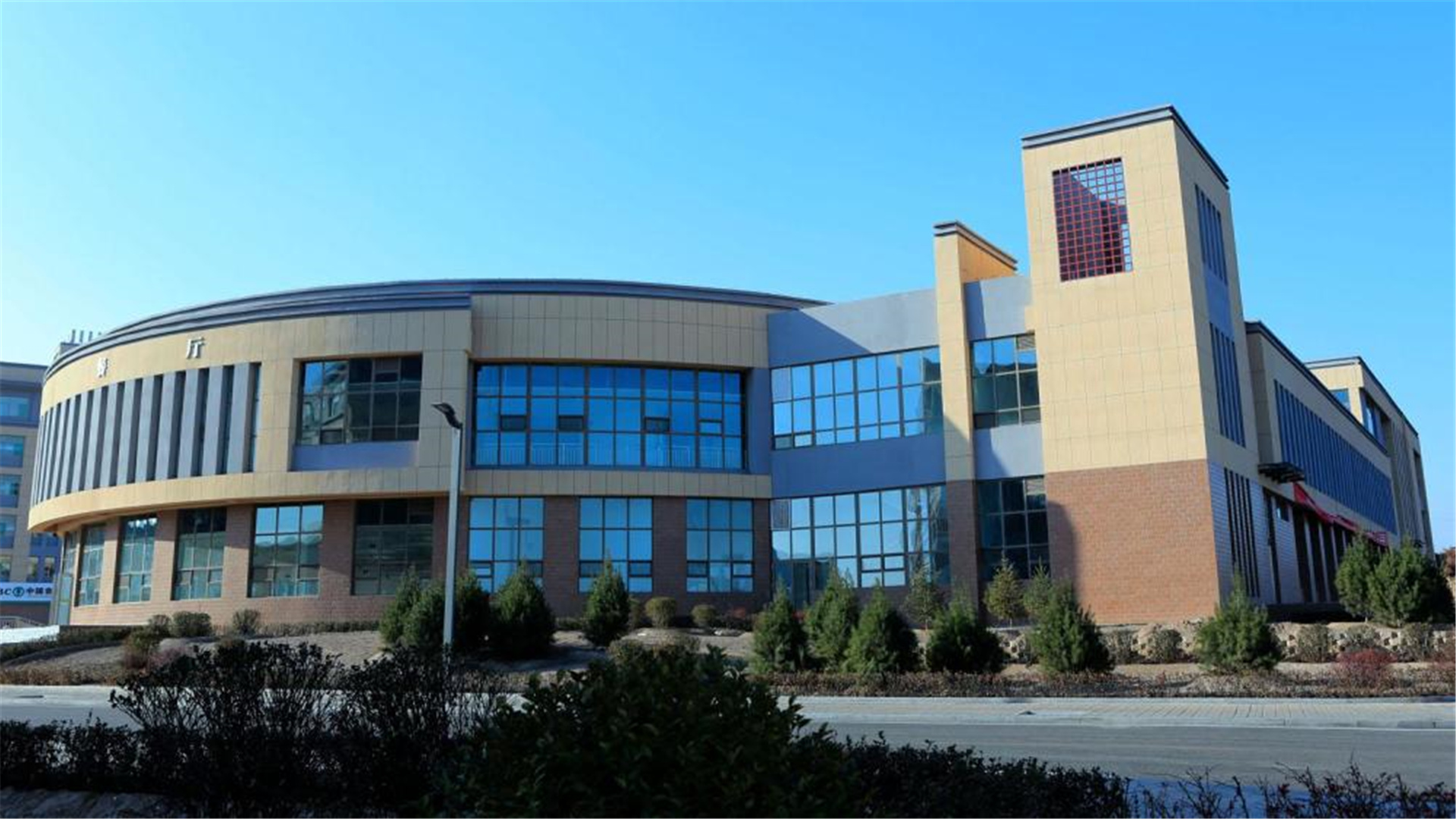 东北臭名远扬的3所“野鸡大学”，许多考生被骗，报考需仔细甄别