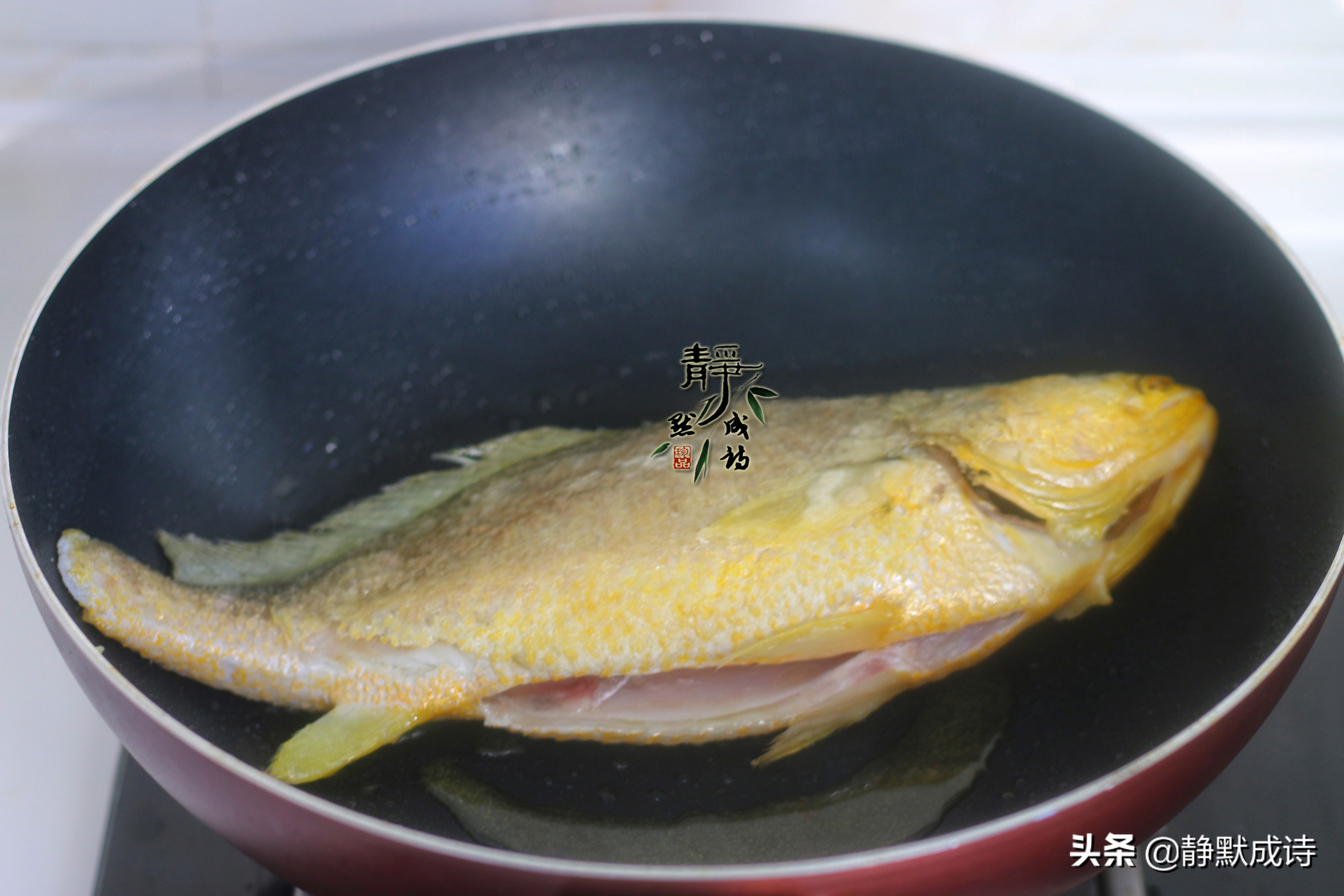 春节家宴没它不成席，黄花鱼这么做，比带鱼都受欢迎，好吃又解馋