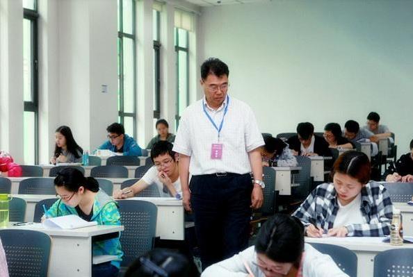 2021高考提前批录取分数出炉，663分上岸清华，师范大学报考火热