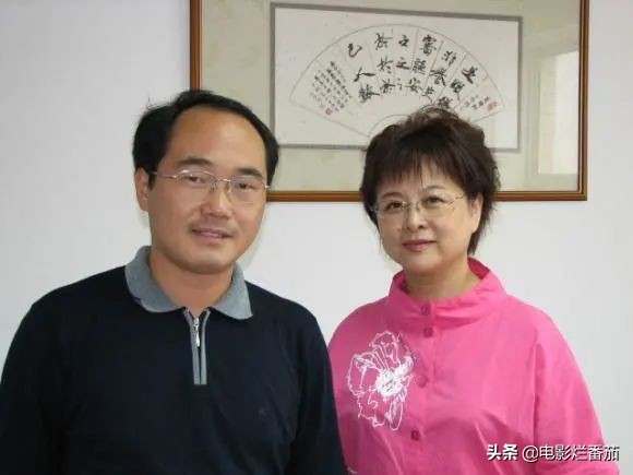这些年离世的央视主播，两名出意外，5位患癌逝世，最年轻仅33岁