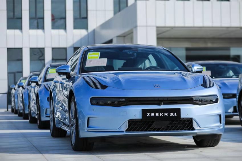 极氪迎来又一里程碑ZEEKR 001正式开启首批用户交付