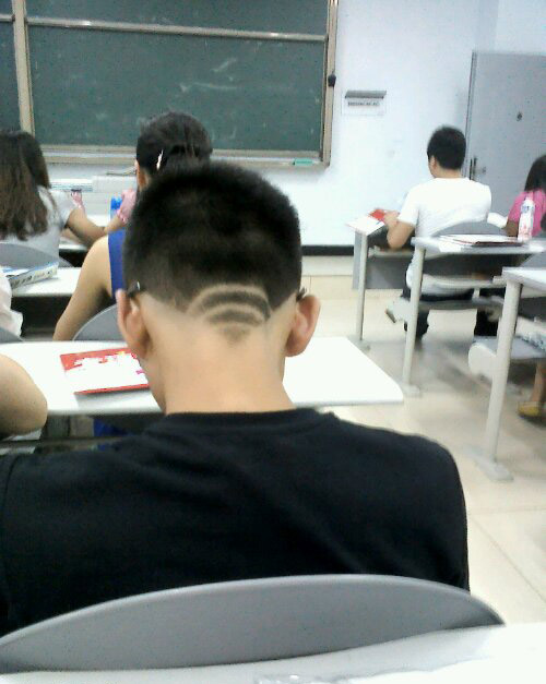 每日一笑：女神和女神经的区别，你看懂了吗？