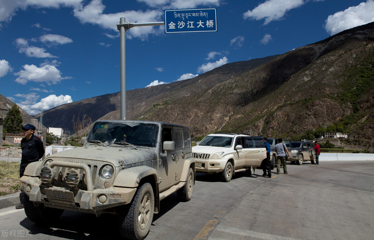 自驾西藏，是租车划算还是开自己的车划算？一次性给你算清楚