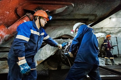 四十年后即将枯竭！探秘俄罗斯大铜矿，欧洲最深井之一的加伊矿