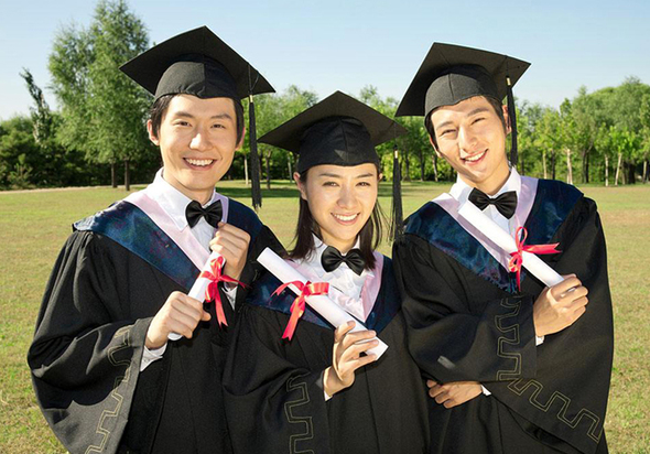 大学生应考到手的5本证书，其中这3本最重要，没有大学四年白上了