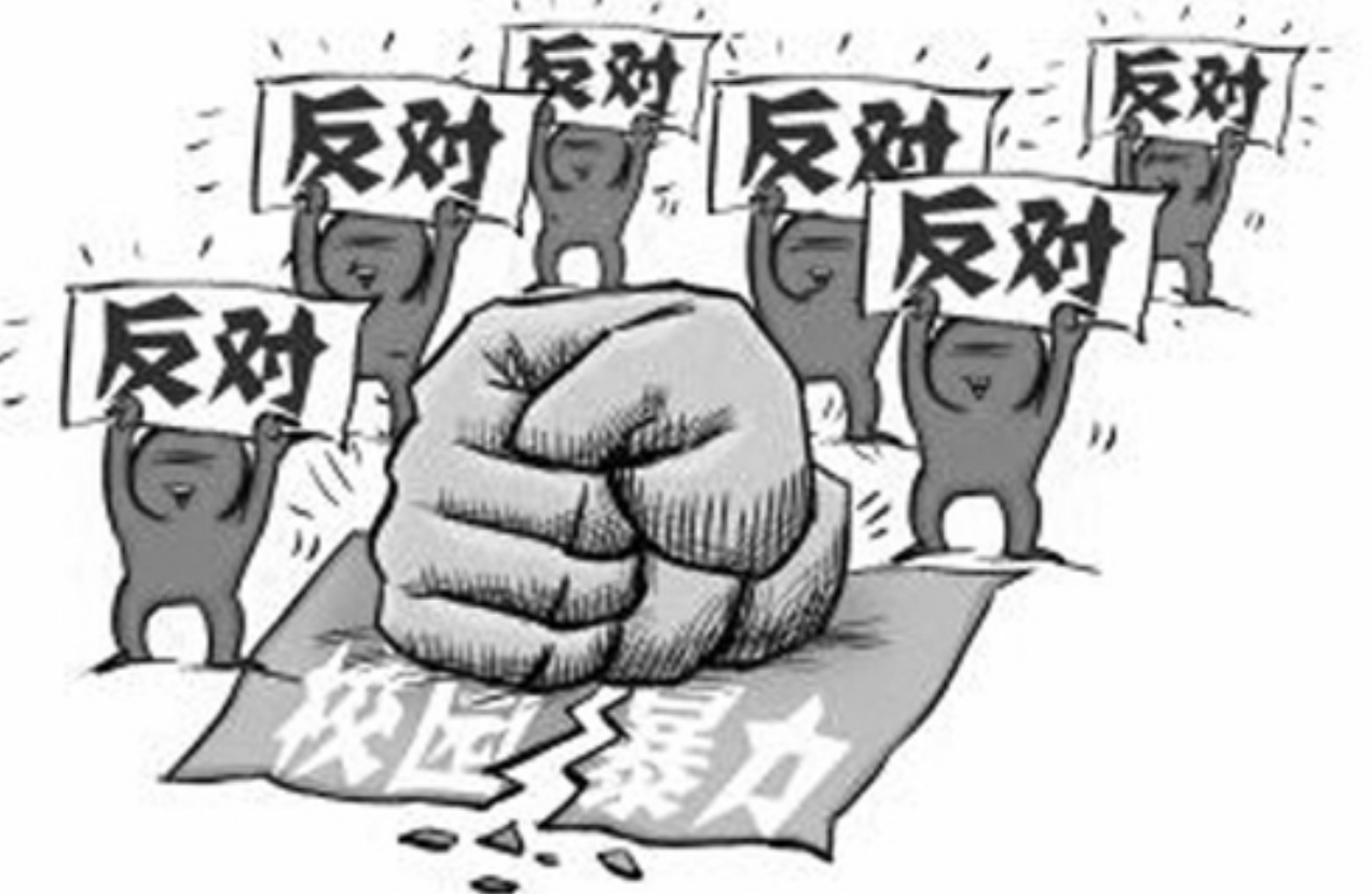 四川一14岁女生校门口被多人殴打，致左侧鼓膜穿孔，警方：施暴者都是未成年人