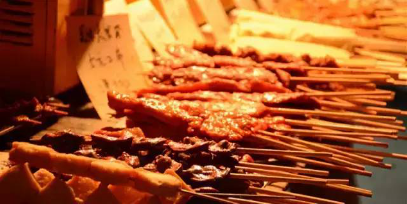 火了！江苏“高颜值”大学：坐拥空调宿舍，出门就是地铁，小龙虾吃到爽！