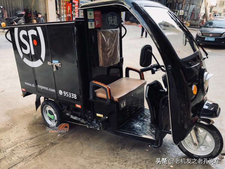 1.7万元，全新比亚乔复古正三轮上市，最有腔调的快递专用车